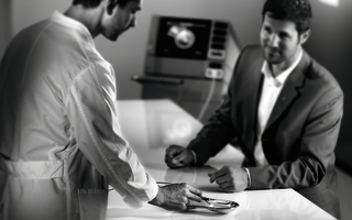 Distributor erklärt Hybrid APC Funktion.