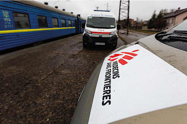 Ambulance from Ärzte ohne Grenzen (Médecins Sans Frontières)